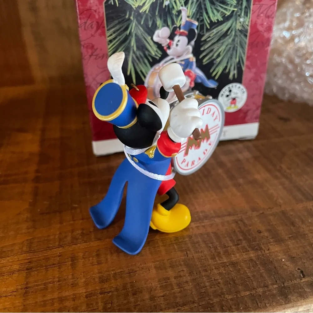 Hallmark Keepsake Ornament 1997 Mickey's Holiday Parade Bandleader Mickey NIB
